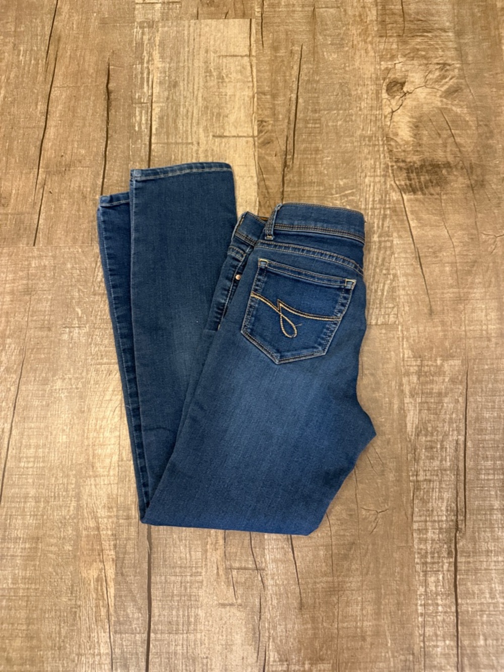5/$15 Jordache Skinny Jeans in Medium Blue Wash size 12